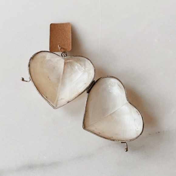 Vintage Heart seashell engagement ring box - Picture 3 of 3